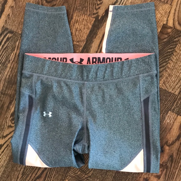 Under Armour Capri Leggings - Picture 2 of 7